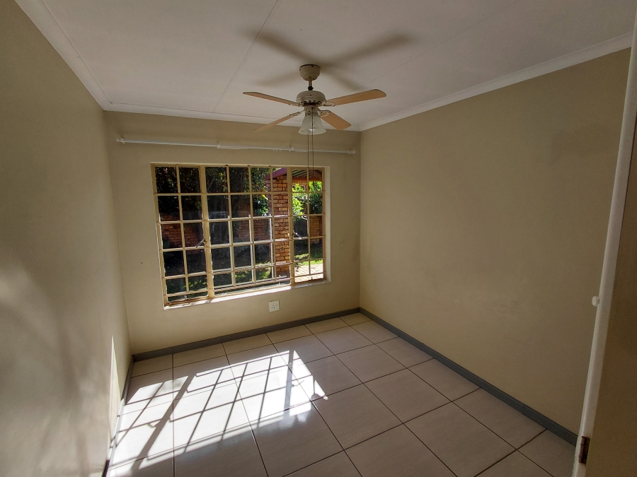 2 Bedroom Property for Sale in Elardus Park Gauteng