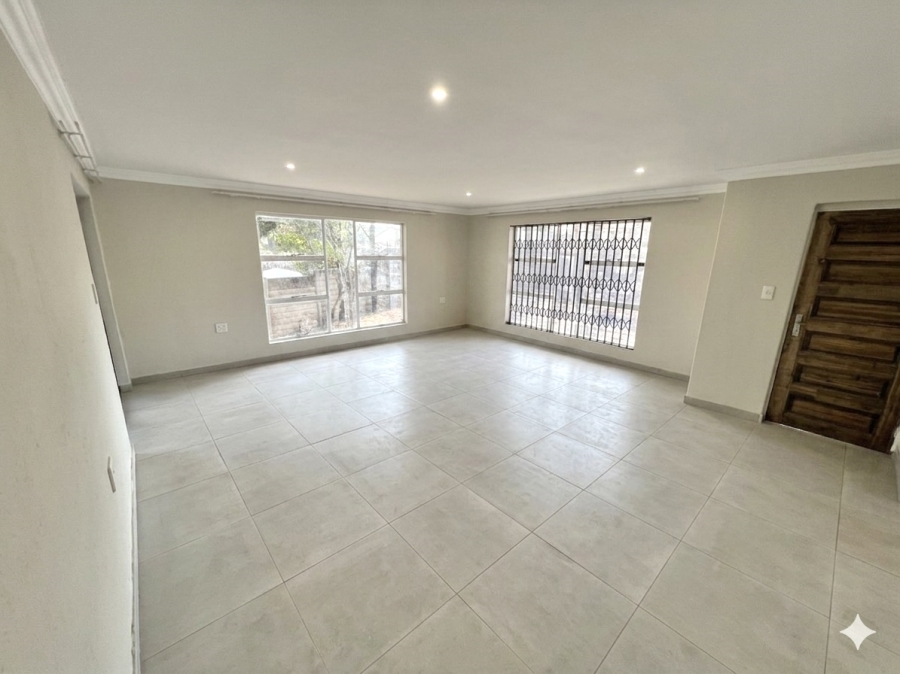 To Let 3 Bedroom Property for Rent in Vorna Valley Gauteng