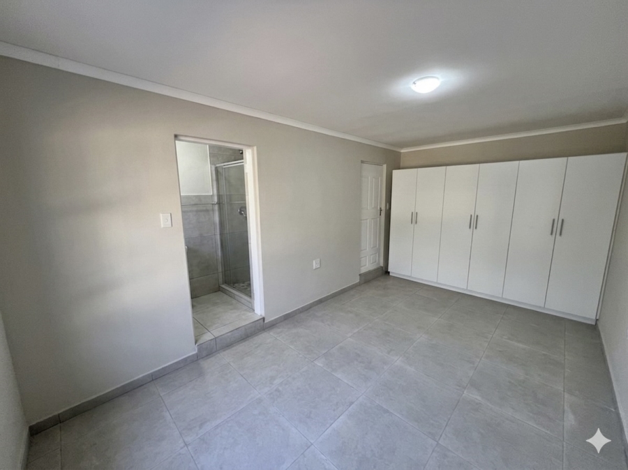 To Let 3 Bedroom Property for Rent in Vorna Valley Gauteng