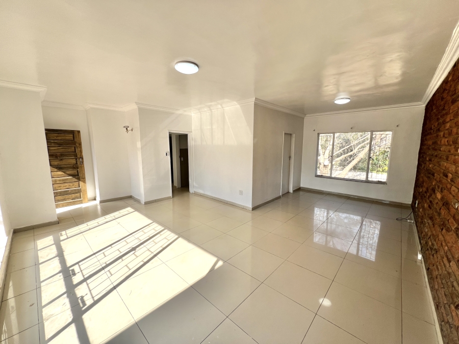 To Let 3 Bedroom Property for Rent in Vorna Valley Gauteng