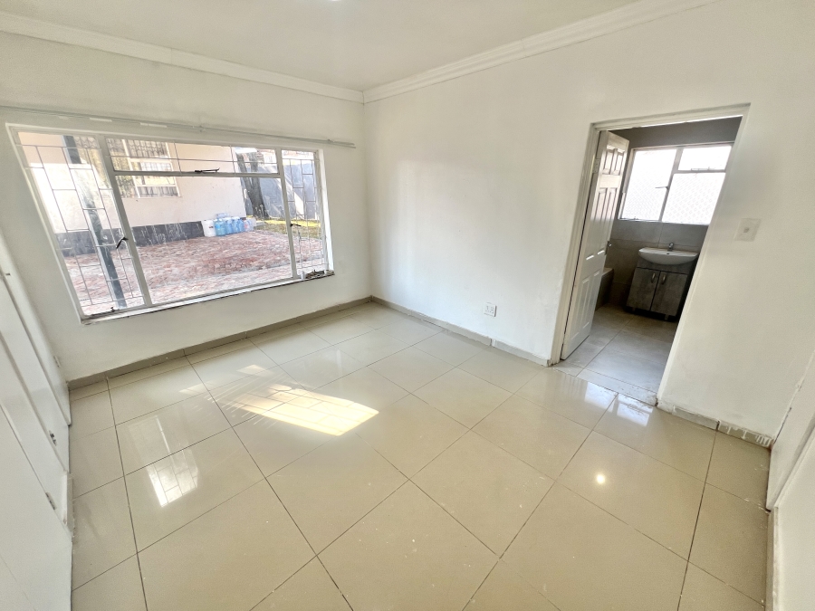 To Let 3 Bedroom Property for Rent in Vorna Valley Gauteng
