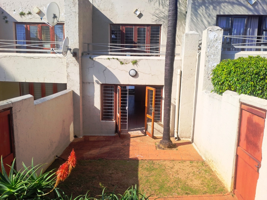 To Let 2 Bedroom Property for Rent in Kew Gauteng