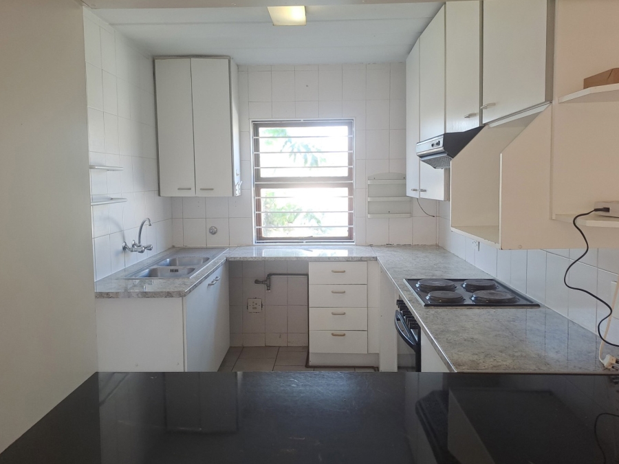 To Let 2 Bedroom Property for Rent in Kew Gauteng