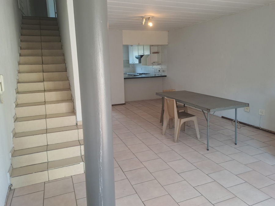 To Let 2 Bedroom Property for Rent in Kew Gauteng