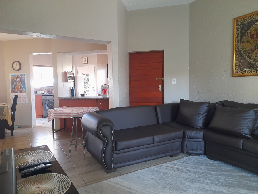 3 Bedroom Property for Sale in Suideroord Gauteng