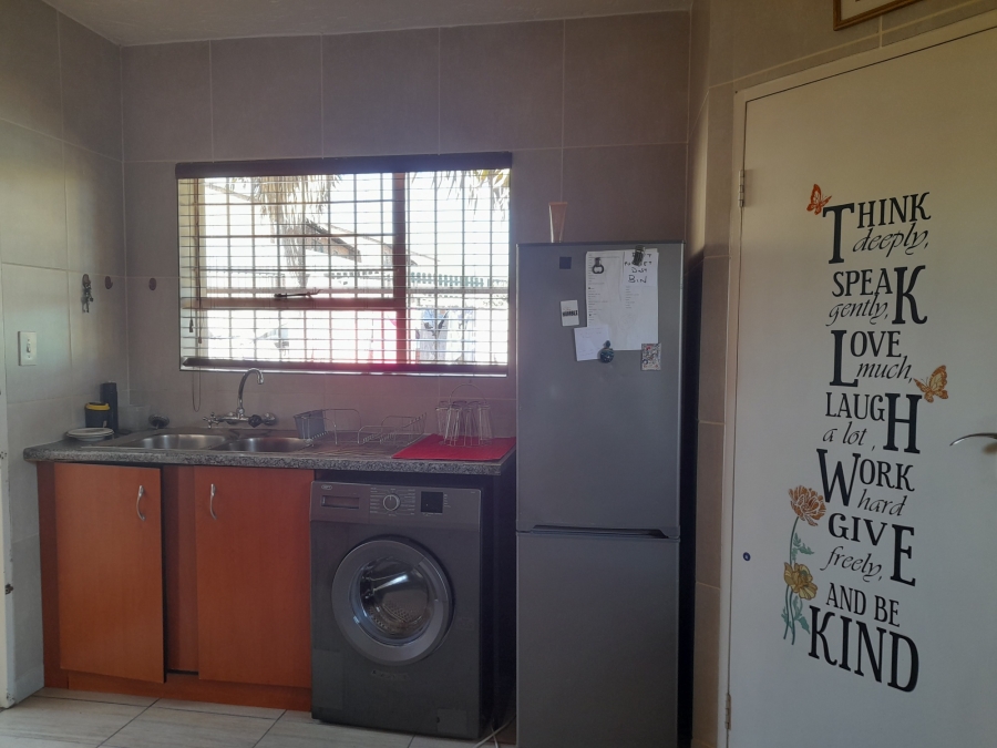 3 Bedroom Property for Sale in Suideroord Gauteng