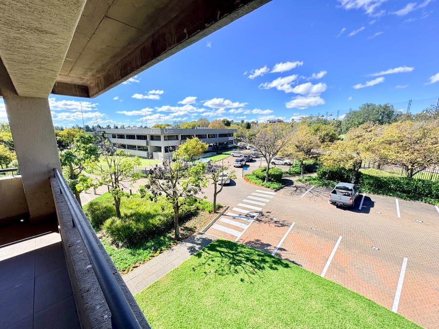 To Let Commercial Property for Rent in Bedfordview Gauteng