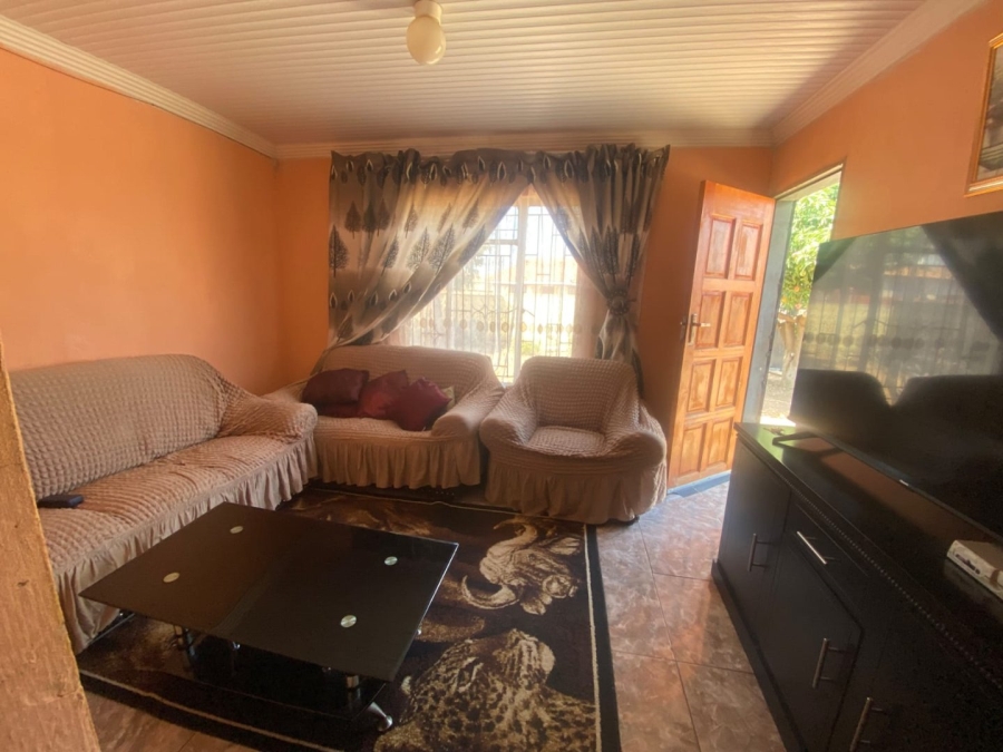 3 Bedroom Property for Sale in Soshanguve GG Gauteng