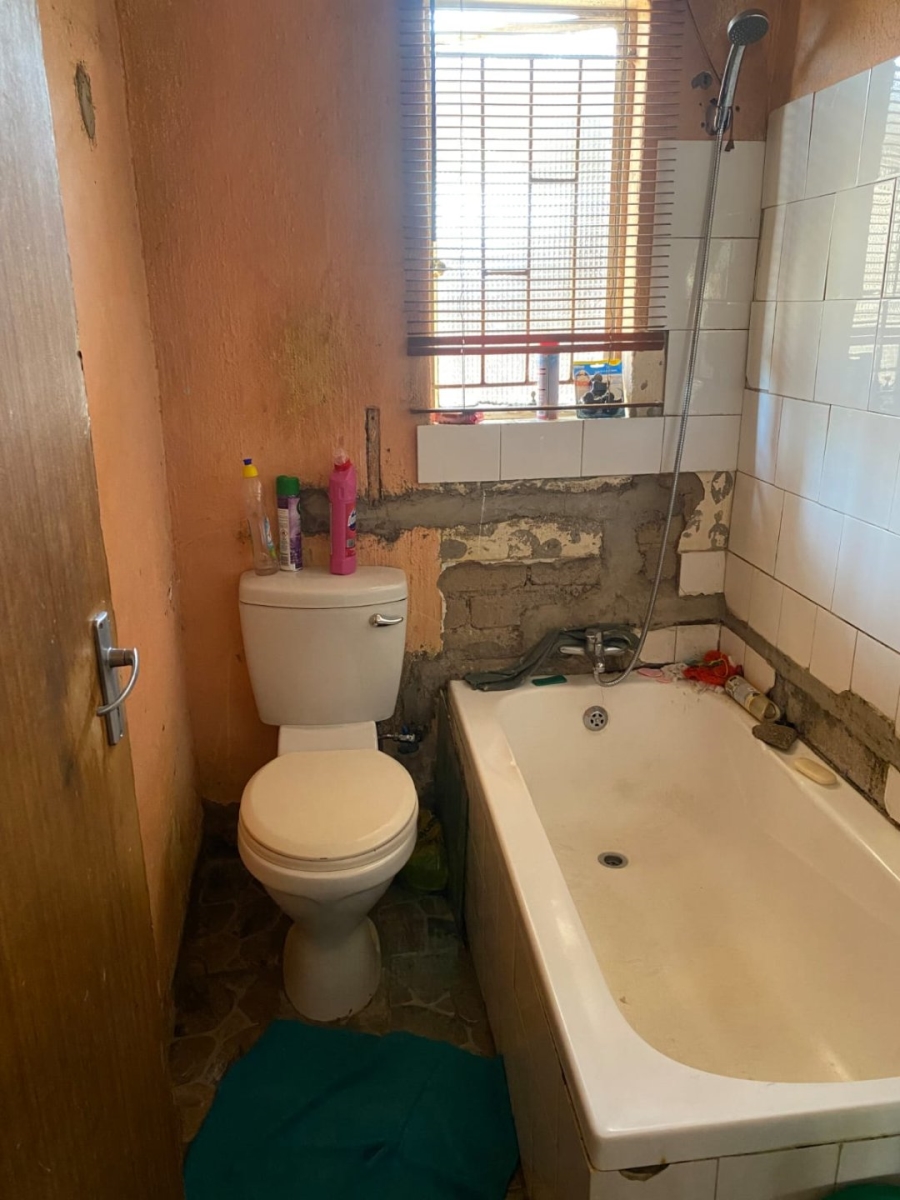 3 Bedroom Property for Sale in Soshanguve GG Gauteng