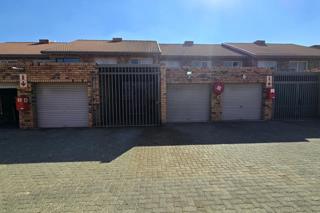 2 Bedroom Property for Sale in New Redruth Gauteng
