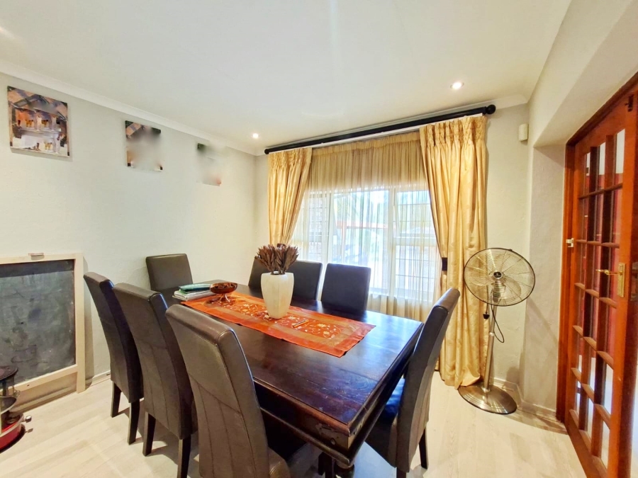 3 Bedroom Property for Sale in Vorna Valley Gauteng