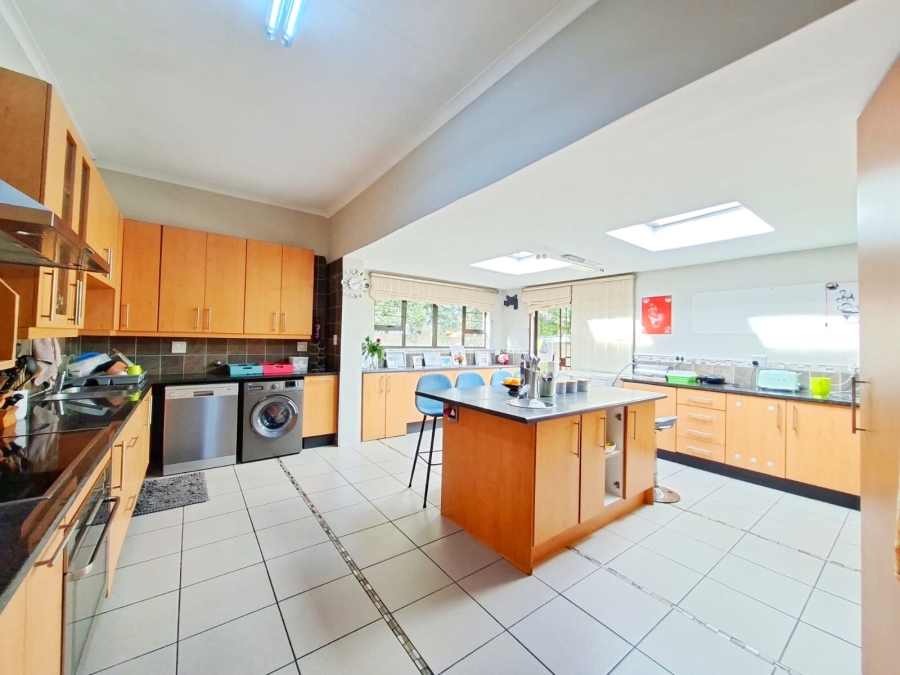 3 Bedroom Property for Sale in Vorna Valley Gauteng