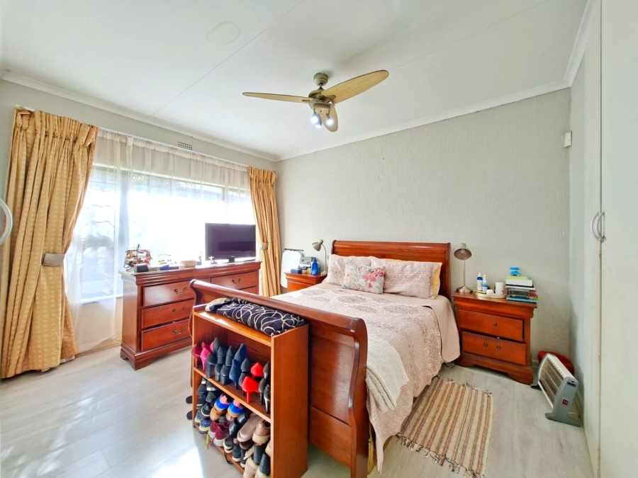 3 Bedroom Property for Sale in Vorna Valley Gauteng