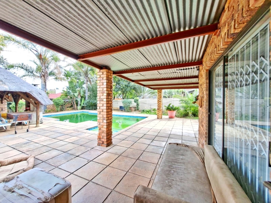 3 Bedroom Property for Sale in Vorna Valley Gauteng