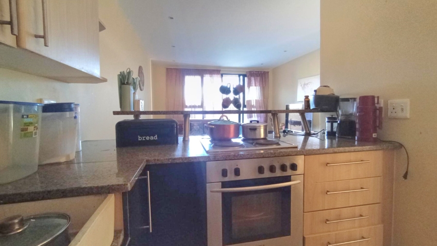 2 Bedroom Property for Sale in Rooihuiskraal North Gauteng