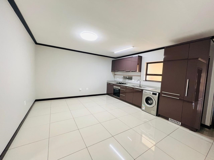 To Let 1 Bedroom Property for Rent in Fourways Gauteng