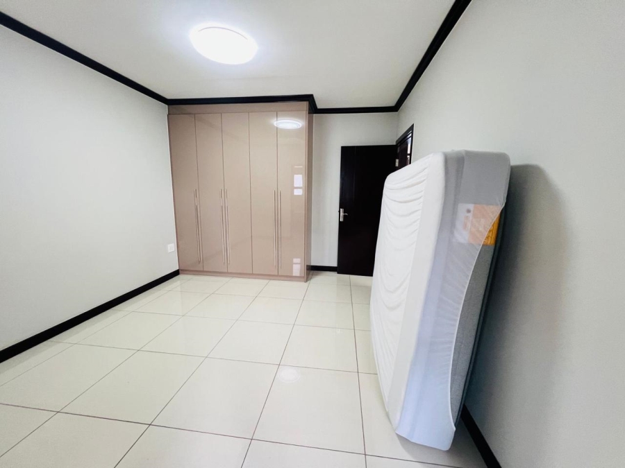 To Let 1 Bedroom Property for Rent in Fourways Gauteng