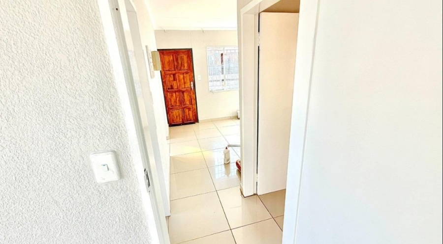 2 Bedroom Property for Sale in Soshanguve WW Gauteng