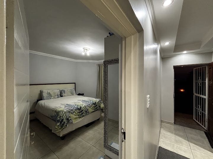 4 Bedroom Property for Sale in Erand Gardens Gauteng
