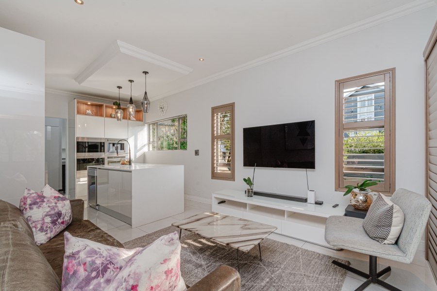 5 Bedroom Property for Sale in Beverley Gauteng