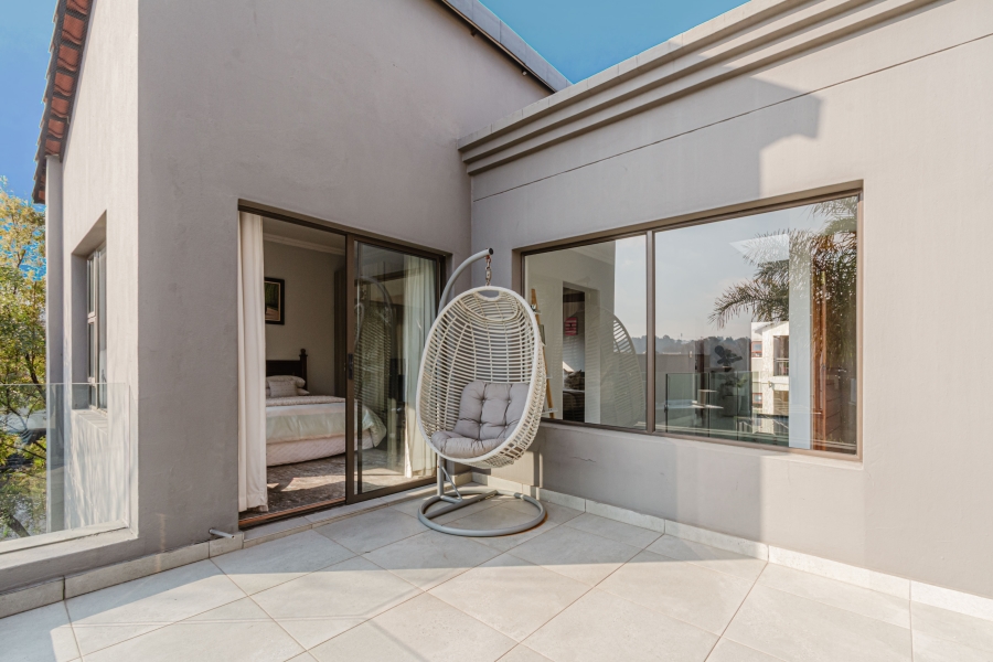 5 Bedroom Property for Sale in Beverley Gauteng