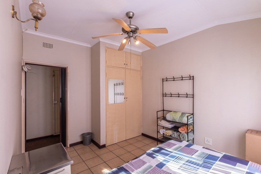 4 Bedroom Property for Sale in Helikonpark Gauteng