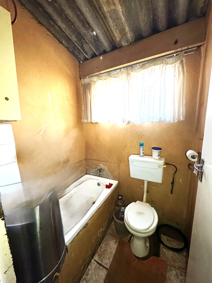 2 Bedroom Property for Sale in Windmill Park Gauteng