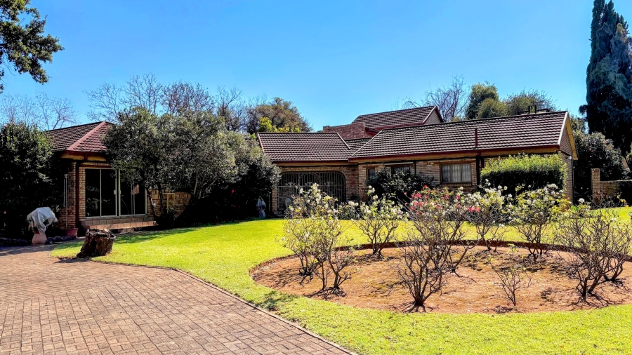 4 Bedroom Property for Sale in Three Rivers East Gauteng