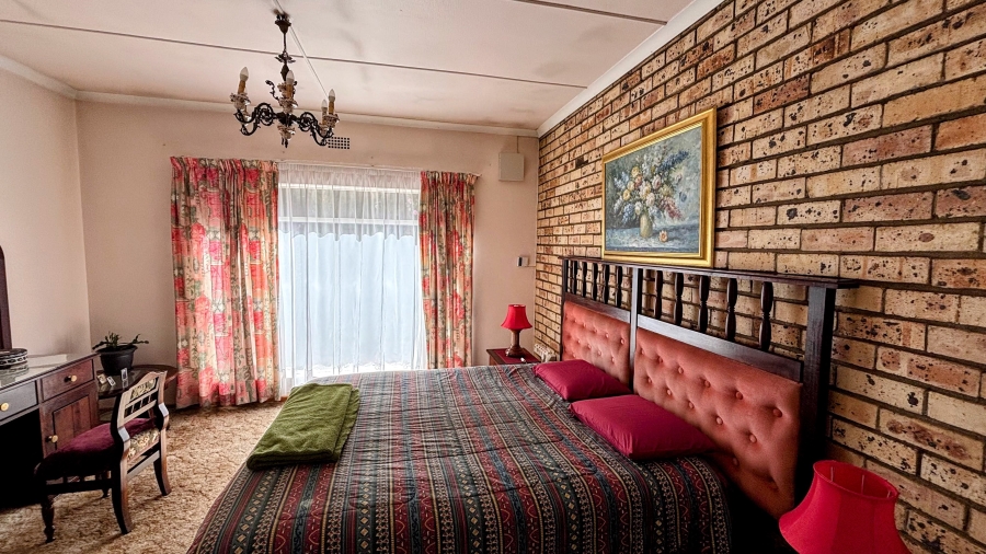4 Bedroom Property for Sale in Three Rivers East Gauteng