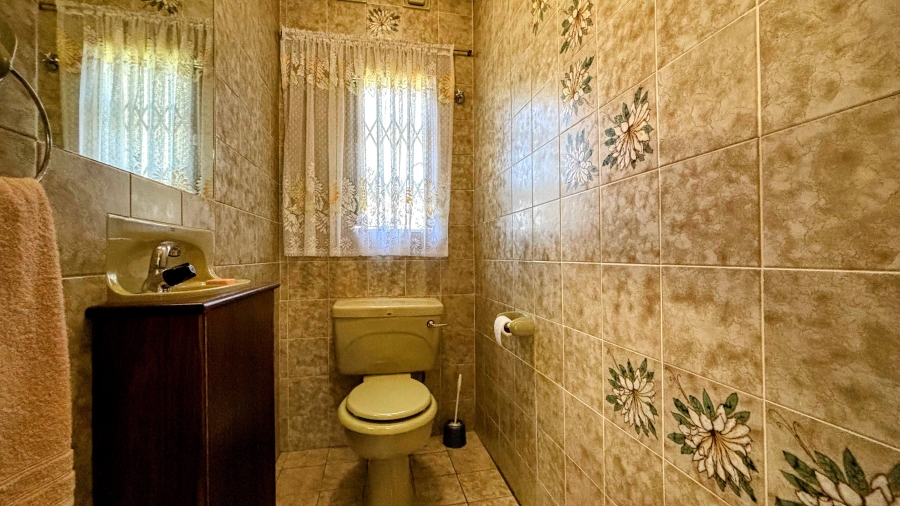 4 Bedroom Property for Sale in Three Rivers East Gauteng