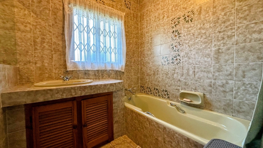 4 Bedroom Property for Sale in Three Rivers East Gauteng