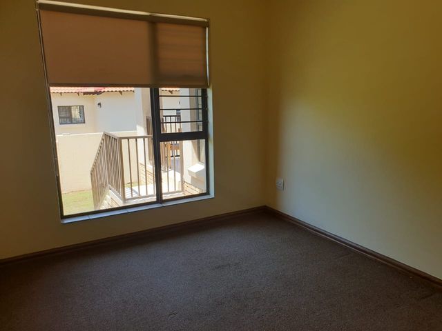 To Let 4 Bedroom Property for Rent in Greengate Gauteng