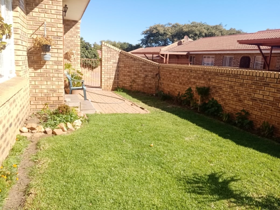 3 Bedroom Property for Sale in Greenhills Gauteng