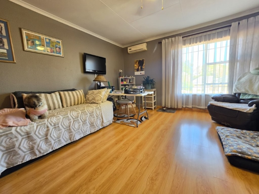 2 Bedroom Property for Sale in New Redruth Gauteng