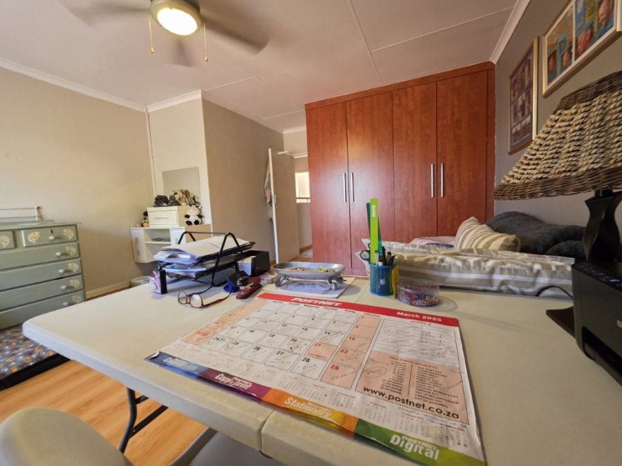 2 Bedroom Property for Sale in New Redruth Gauteng
