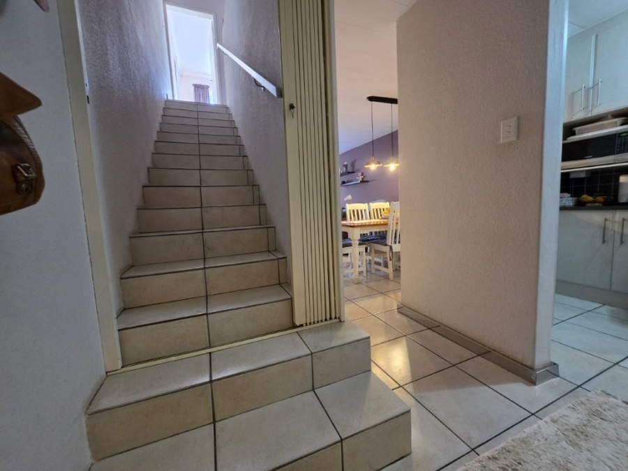 2 Bedroom Property for Sale in New Redruth Gauteng