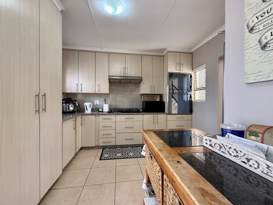 3 Bedroom Property for Sale in The Meadows Gauteng