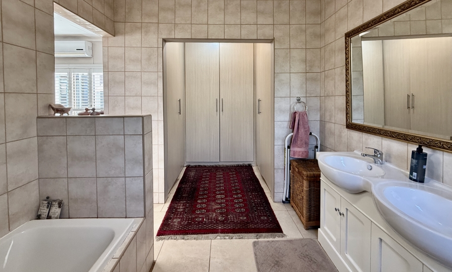 3 Bedroom Property for Sale in The Meadows Gauteng