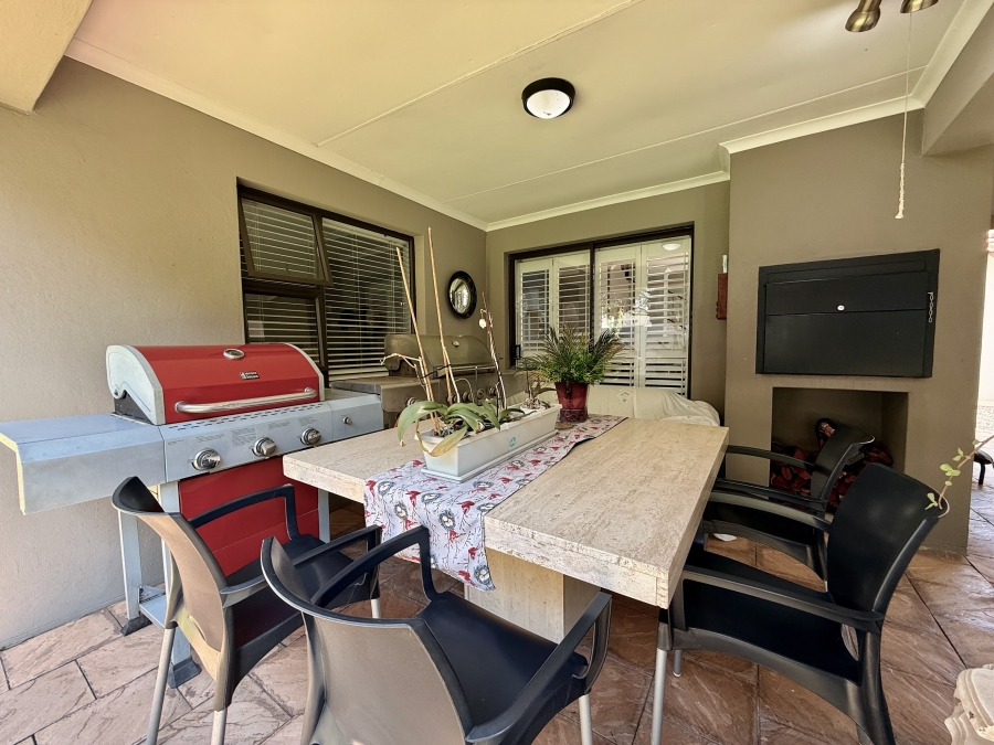 3 Bedroom Property for Sale in The Meadows Gauteng