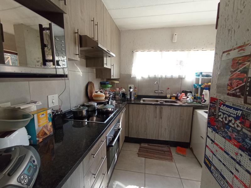 3 Bedroom Property for Sale in Oakdene Gauteng