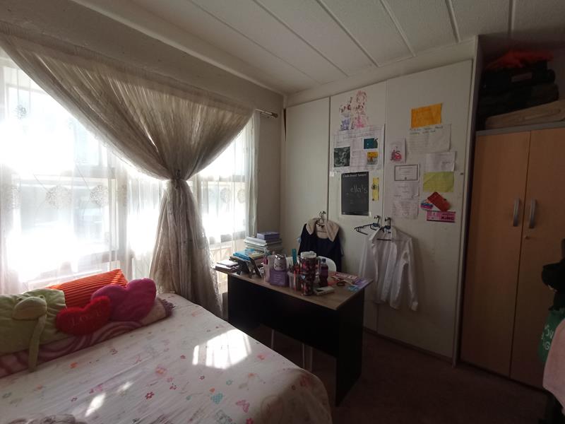 3 Bedroom Property for Sale in Oakdene Gauteng