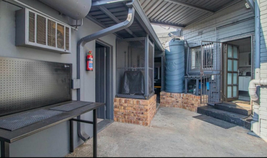 2 Bedroom Property for Sale in Selection Park Gauteng