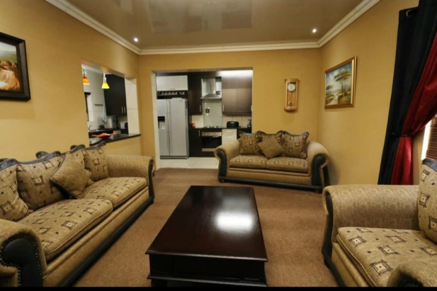 2 Bedroom Property for Sale in Selection Park Gauteng