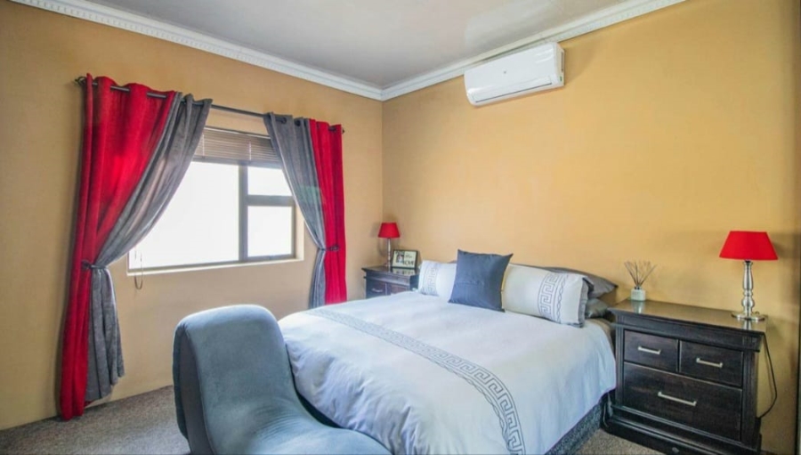 2 Bedroom Property for Sale in Selection Park Gauteng