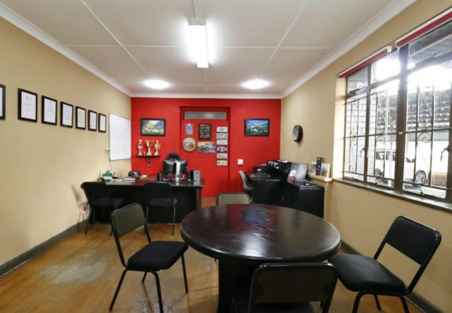 2 Bedroom Property for Sale in Selection Park Gauteng
