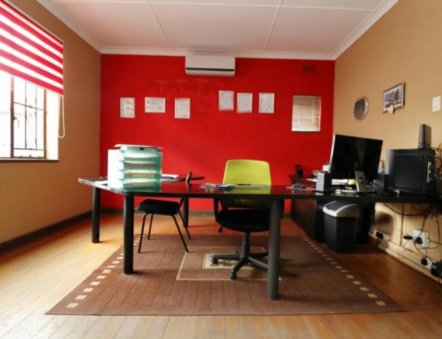 2 Bedroom Property for Sale in Selection Park Gauteng