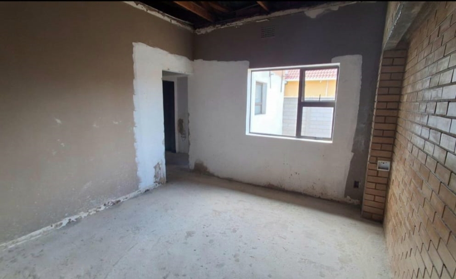 3 Bedroom Property for Sale in Selection Park Gauteng