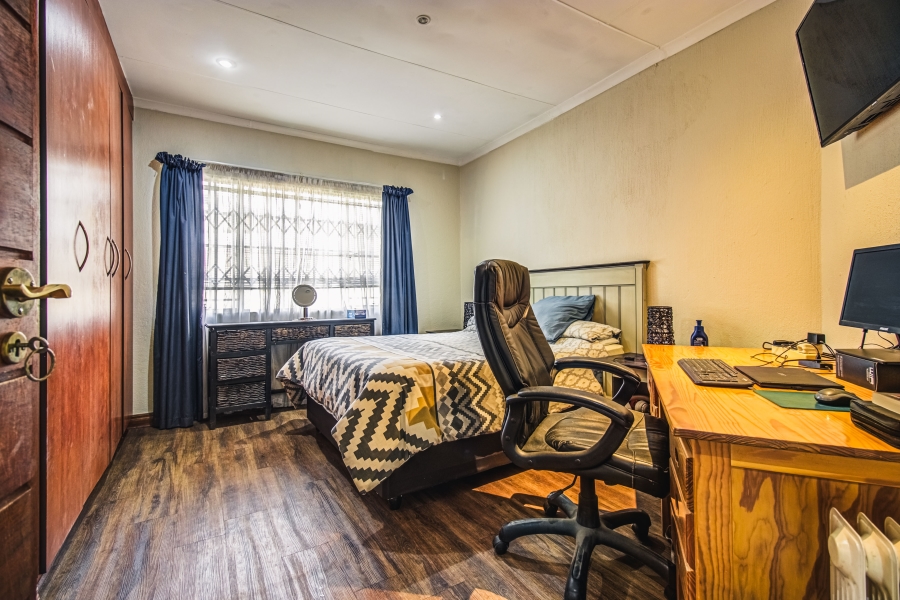 4 Bedroom Property for Sale in Parkrand Gauteng