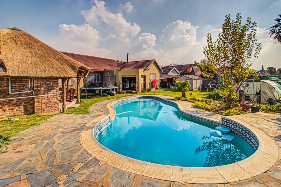 4 Bedroom Property for Sale in Parkrand Gauteng