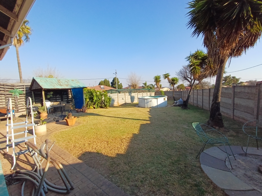 3 Bedroom Property for Sale in Homestead Gauteng